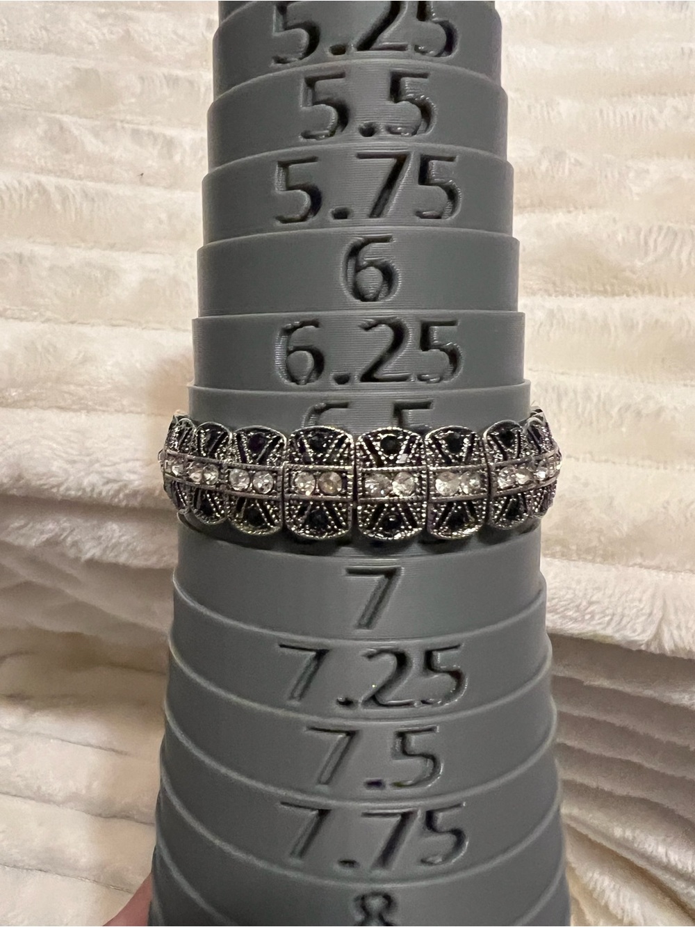 Vintage Look Black and Silver Crystal Stretch Bracelet - Picture 2 of 5